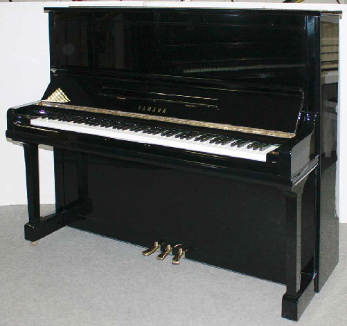 Klavier-Yamaha-U30A-schwarz-4853525-1-a