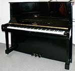 Klavier-Hyundai-U837-schwarz-ING00560-1-c