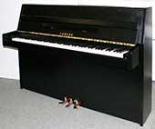 Klavier-Yamaha-M1J-108-schwarz-matt-2817240-1-c